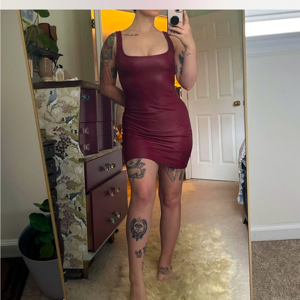 💋Forever 21 size S deep red pleather mini dress 💋